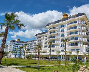 Heaven Beach Resort & Spa