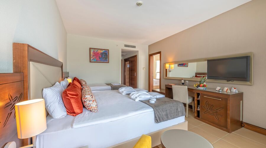 Kirman Leodikya Resort 5*