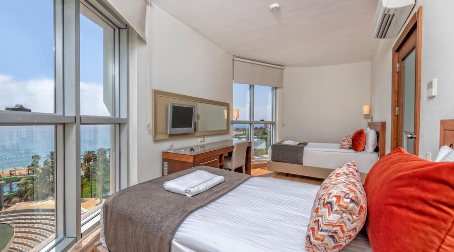 Kirman Leodikya Resort 5*