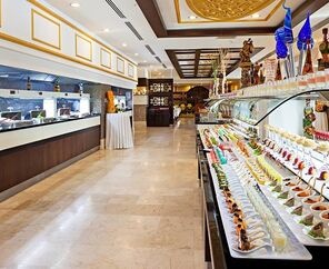 Roma Beach Resort & Spa