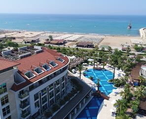 Sunis Evren Beach Hotel & Spa 5*