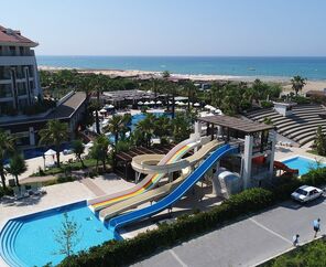 Sunis Evren Beach Hotel & Spa 5*