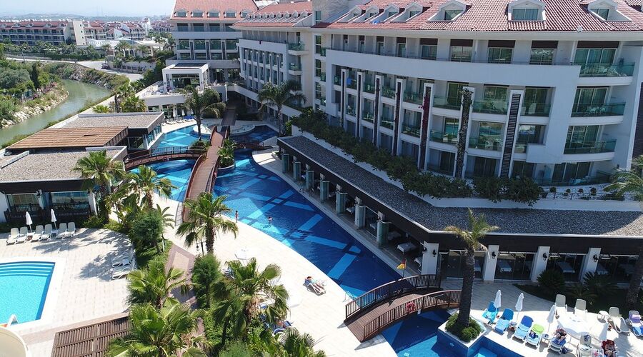 Sunis Evren Beach Hotel & Spa 5*