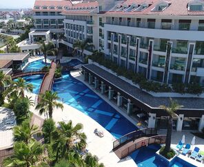 Sunis Evren Beach Hotel & Spa 5*
