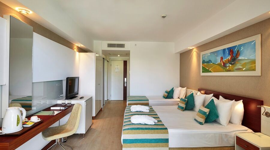 Sunis Evren Beach Hotel & Spa 5*