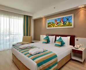 Sunis Evren Beach Hotel & Spa 5*