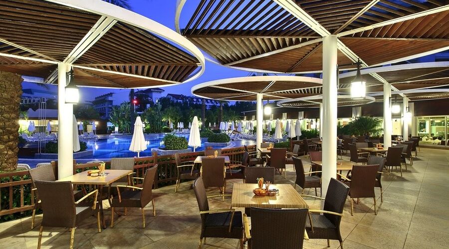 Sunis Evren Beach Hotel & Spa 5*