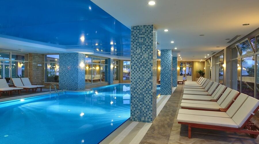 Sunis Evren Beach Hotel & Spa 5*