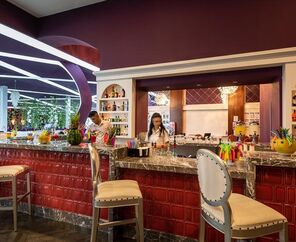 Vikingen Infinity Resort & Spa