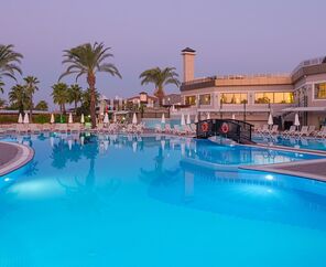 Aydınbey Famous Resort