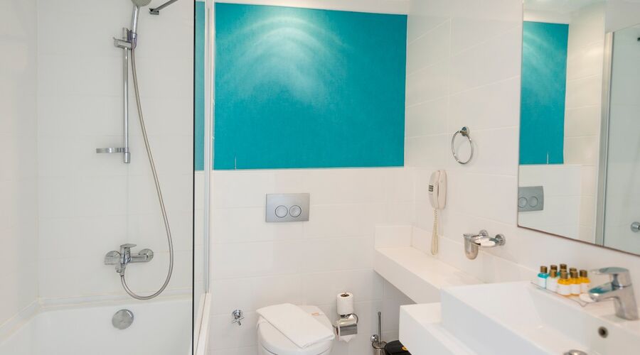 Bendis Beach Hotel  4*