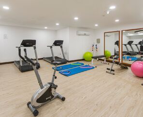 Bendis Beach Hotel  4*