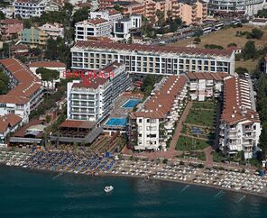 Emre Beach Otel 4*