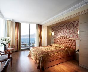 Emre Beach Otel 4*