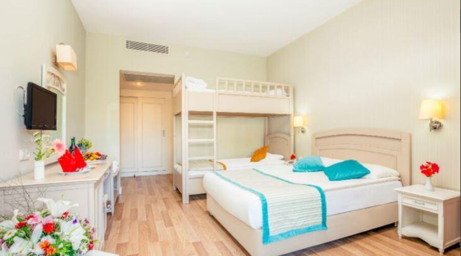 Greenwood Kemer Resort 5*