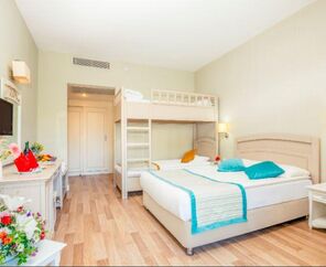 Greenwood Kemer Resort 5*