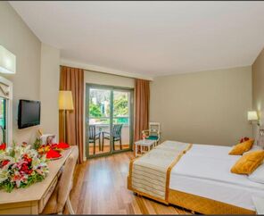 Greenwood Kemer Resort 5*