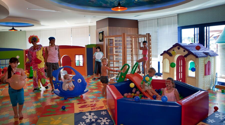 Granada Luxury Okurcalar