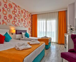 Ramada Resort By Wyndham Side 4*