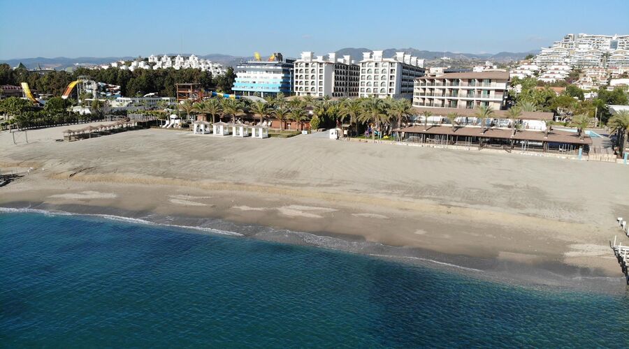 Quattro Beach Spa & Resort Otel