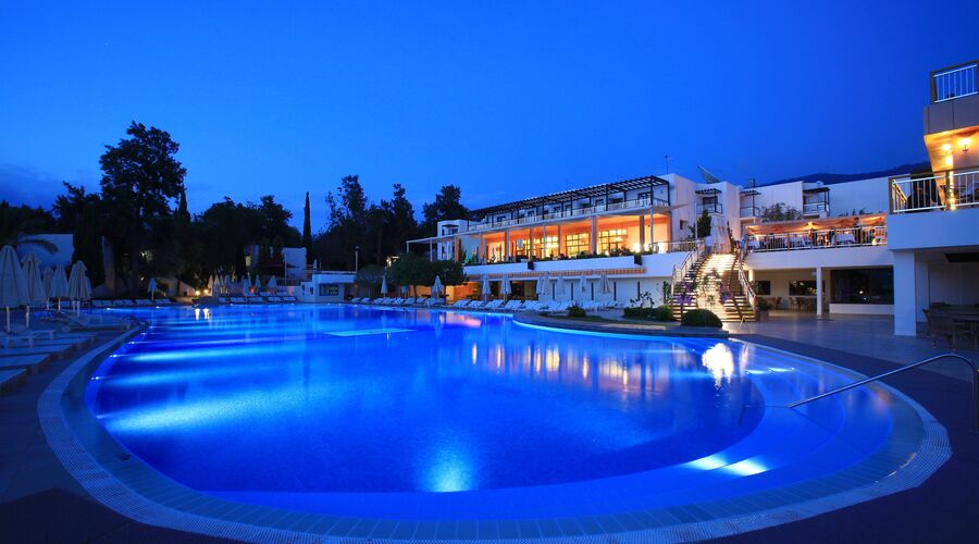 DoubleTree By Hilton Bodrum Işıl Club Resort  5*