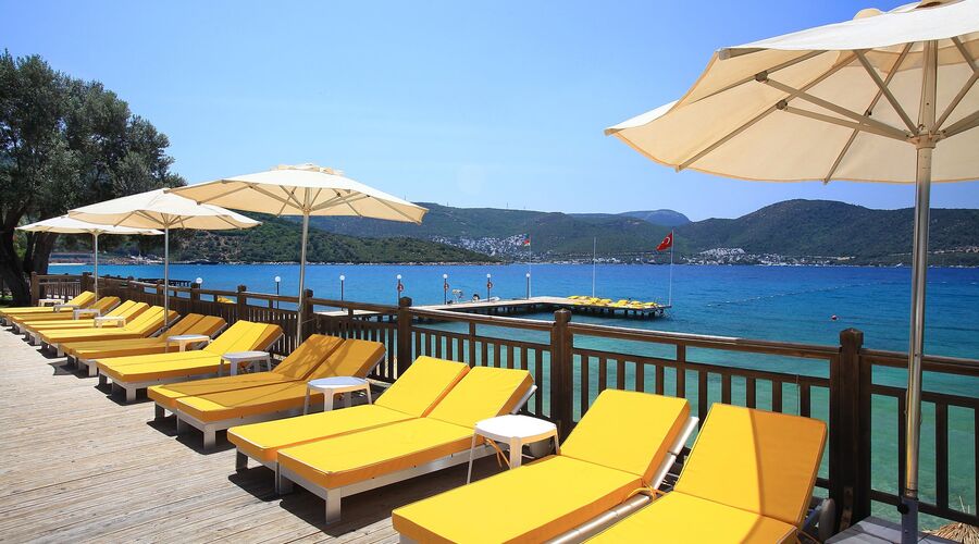 DoubleTree By Hilton Bodrum Işıl Club Resort  5*