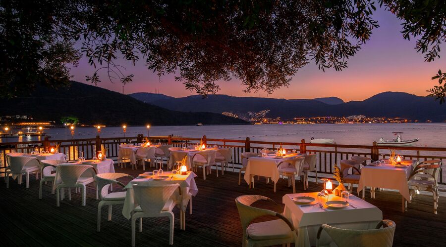 DoubleTree By Hilton Bodrum Işıl Club Resort  5*