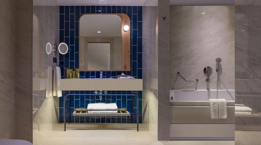 DoubleTree By Hilton Bodrum Işıl Club Resort  5*