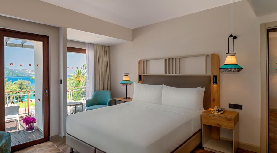 DoubleTree By Hilton Bodrum Işıl Club Resort  5*