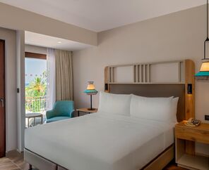 DoubleTree By Hilton Bodrum Işıl Club Resort  5*