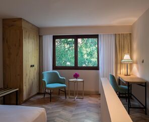 DoubleTree By Hilton Bodrum Işıl Club Resort  5*