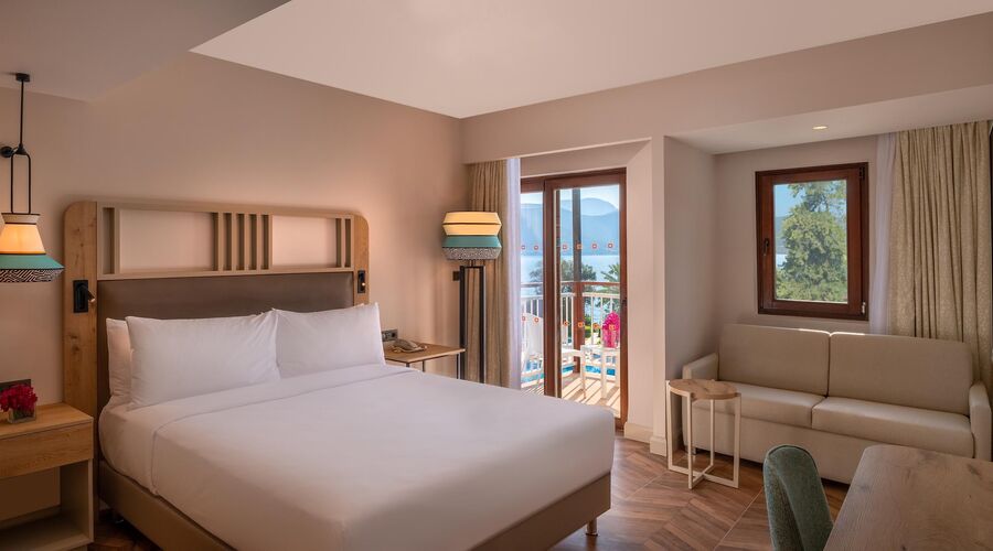 DoubleTree By Hilton Bodrum Işıl Club Resort  5*