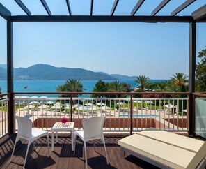 DoubleTree By Hilton Bodrum Işıl Club Resort  5*
