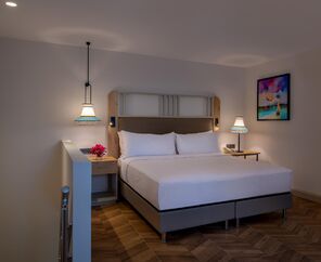 DoubleTree By Hilton Bodrum Işıl Club Resort  5*