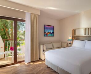 DoubleTree By Hilton Bodrum Işıl Club Resort  5*