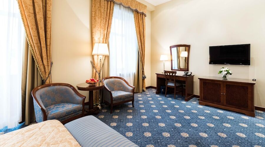 Premier Palace Hotel