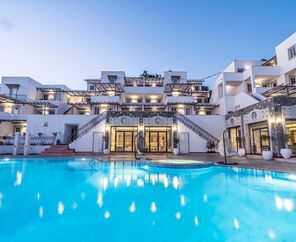 Elementa Boutique Hotel