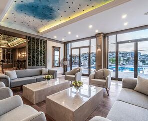 Elementa Boutique Hotel