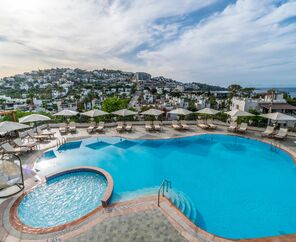 Elementa Boutique Hotel