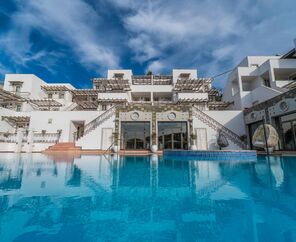 Elementa Boutique Hotel