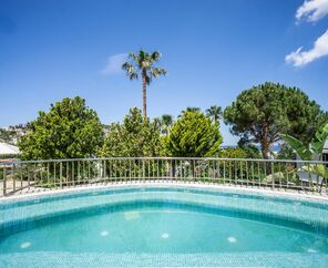 Elementa Boutique Hotel