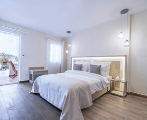 Elementa Boutique Hotel