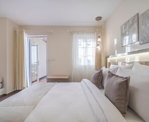 Elementa Boutique Hotel