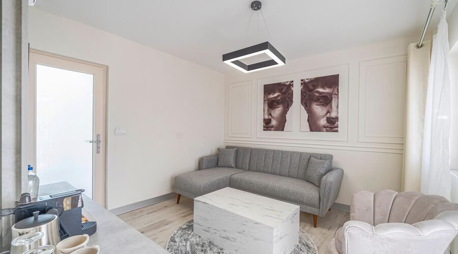 Elementa Boutique Hotel