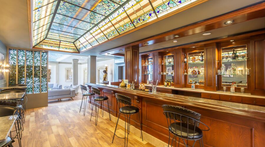 Elementa Boutique Hotel