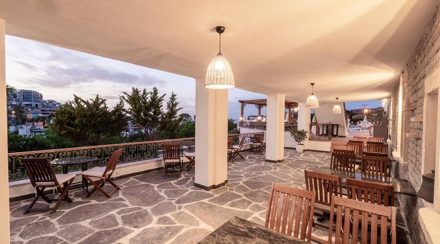 Elementa Boutique Hotel