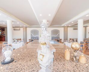 Elementa Boutique Hotel