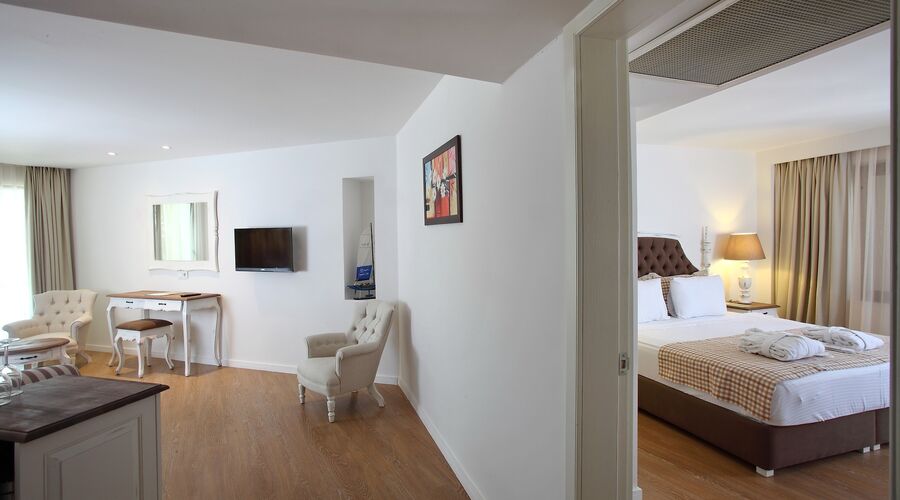 DoubleTree By Hilton Bodrum Marina Vista