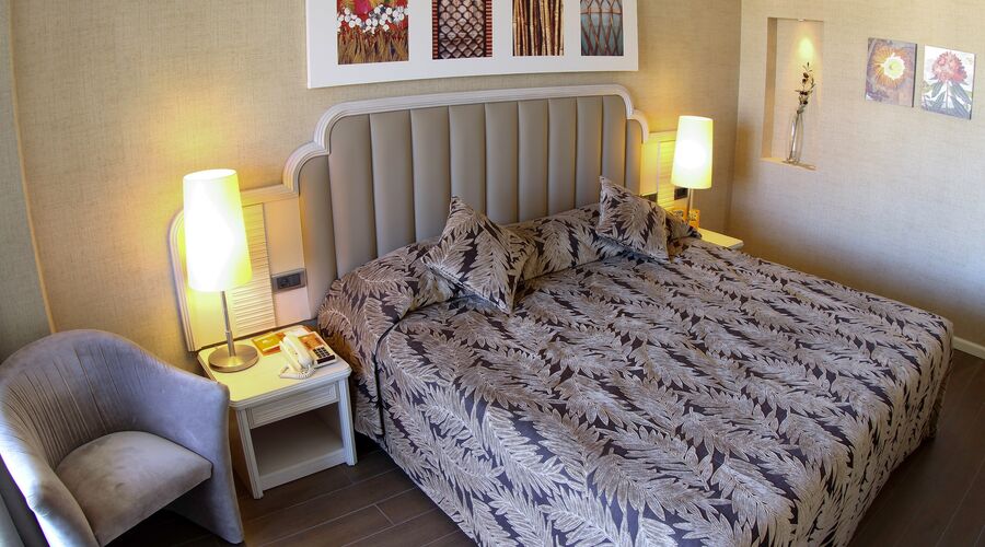 Elegance Hotels International 5*