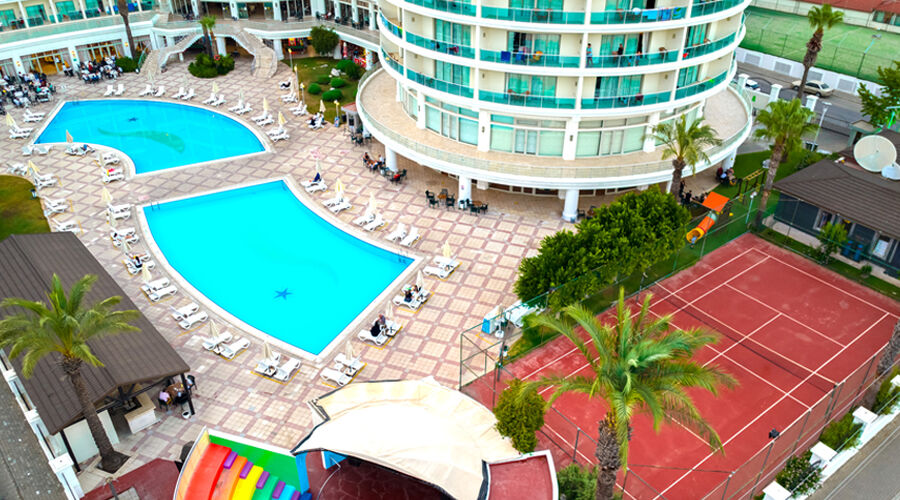 Pineta Park Deluxe Hotel 4*